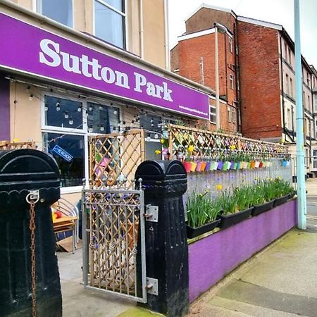 Sutton Park Guest House Блекпул Екстериор снимка