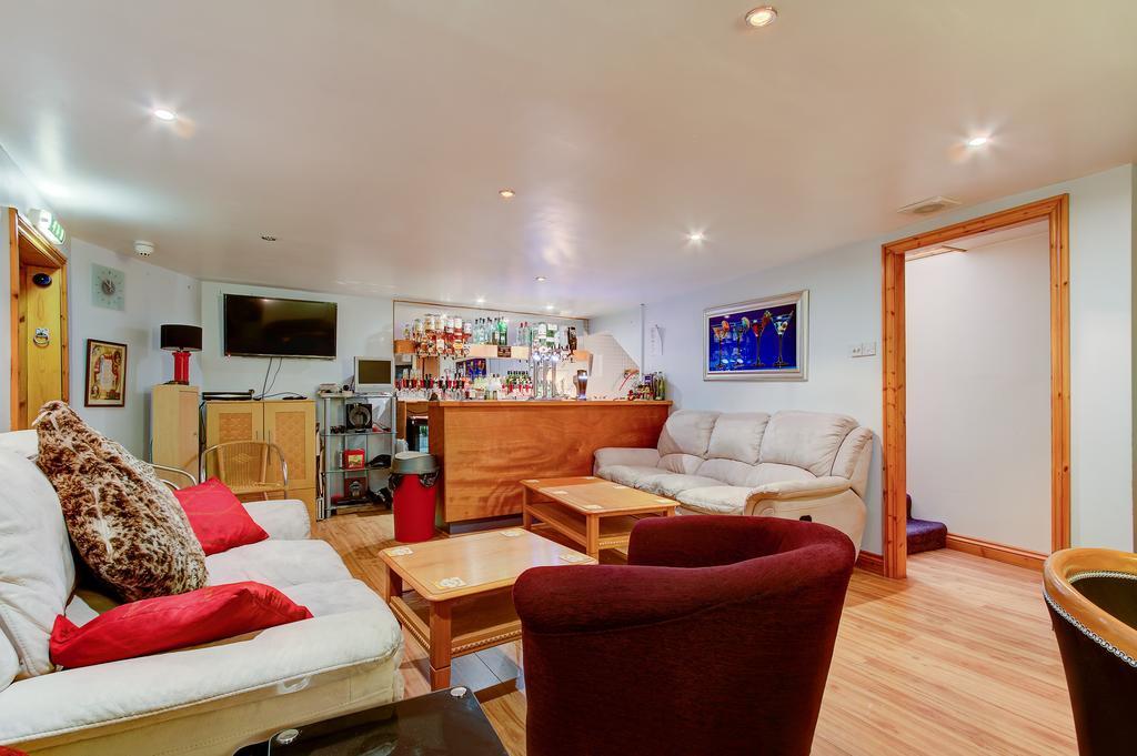 Sutton Park Guest House Блекпул Екстериор снимка