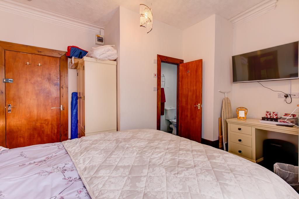 Sutton Park Guest House Блекпул Екстериор снимка
