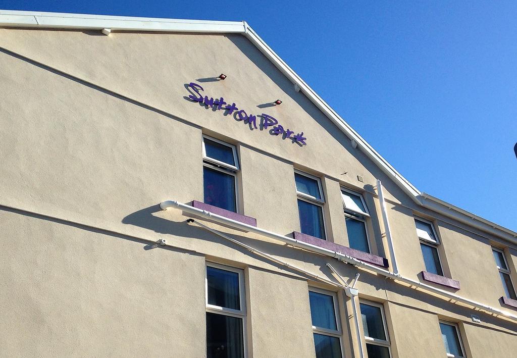 Sutton Park Guest House Блекпул Екстериор снимка
