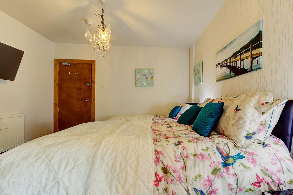Sutton Park Guest House Блекпул Екстериор снимка