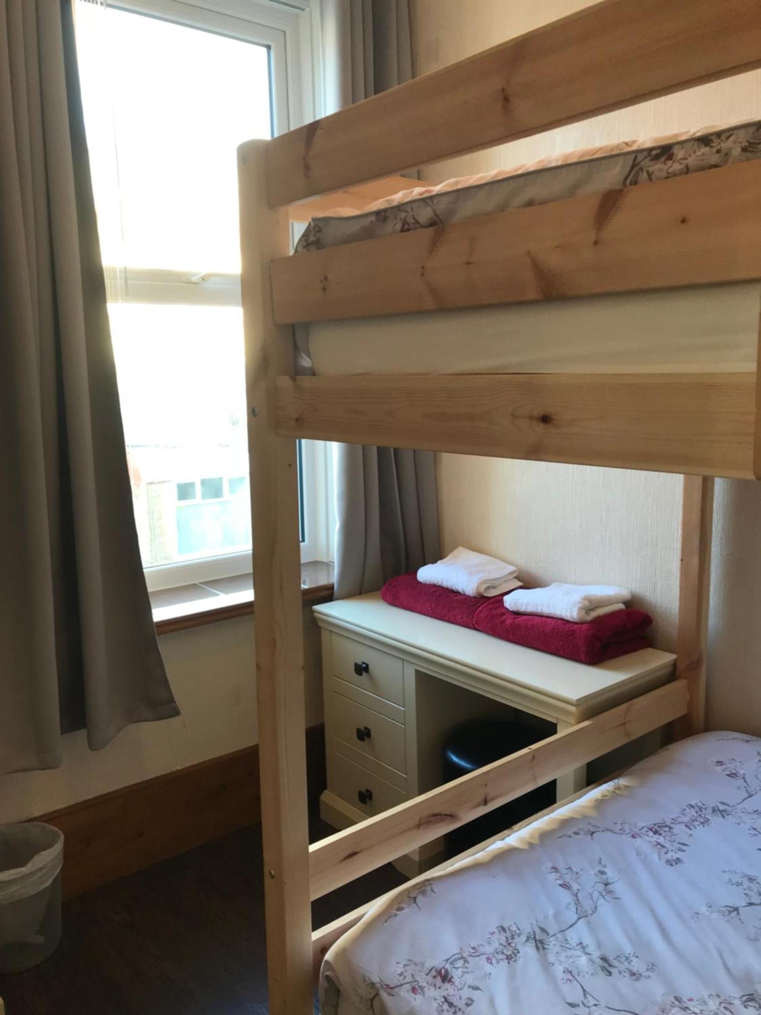 Sutton Park Guest House Блекпул Екстериор снимка